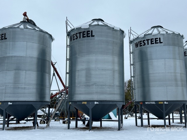 Shell Ring Hopper 2009 Westeel 1505 +/- 3200 bu 5 Ring Hopper Grain Bin | Ritchie Bros ...