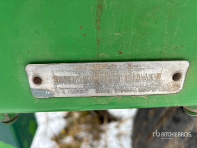 John Deere 680 40 ft محراث