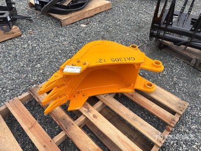 2025 GIYI GY-BK 12 in Digging Excavator Bucket - Fits Cat 305 (Unused)