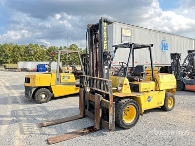 1994 Hyster 10000 lb Pneumatic Tire Forklift