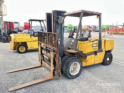 1998 Yale GDP110 11000 lb Pneumatic Tire Forklift