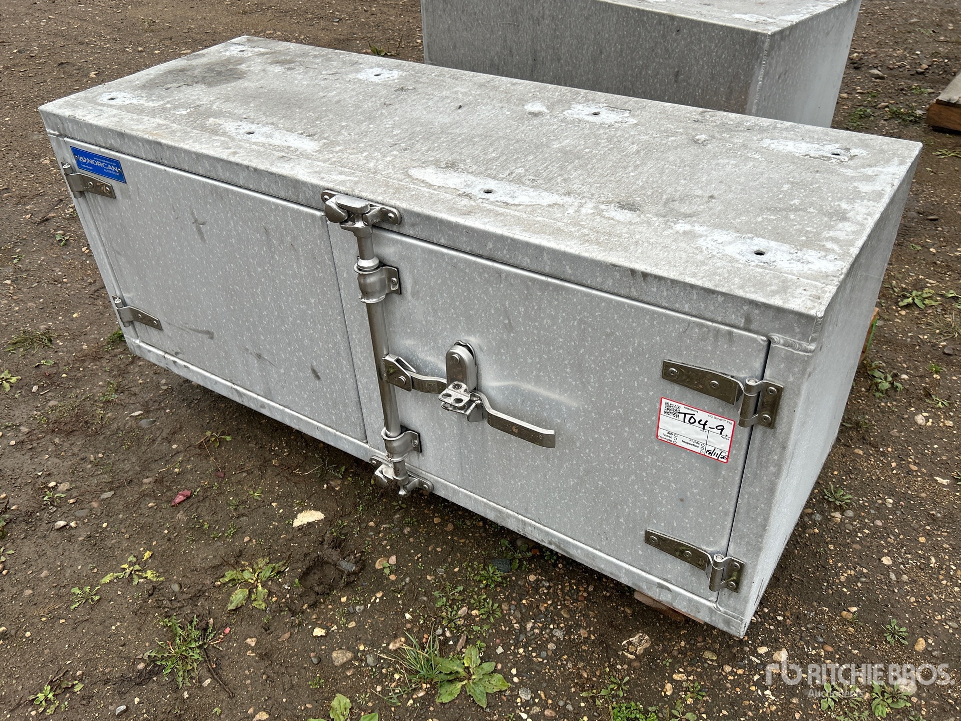 Norcan 60 in x 24 in x 22 in Aluminum Tool Box