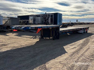 2014 Matrixx 55000 lb Tri/A 52 ft Extendable Step Deck Trailer