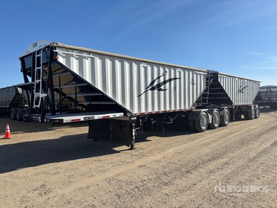 2017 Lode King 28 ft Super B-Train Lead Belly Grain Trailer
