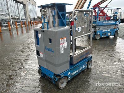 2013 Genie GR-12 Elevador vertical