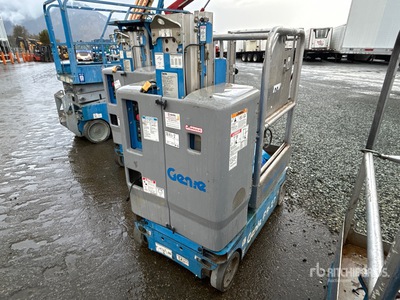 2012 Genie GR-12 Elevador vertical
