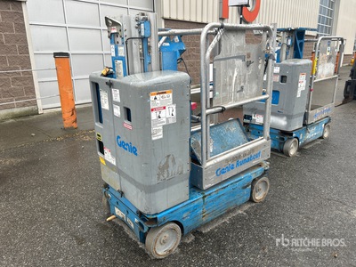 2012 Genie GR-12 Elevador vertical