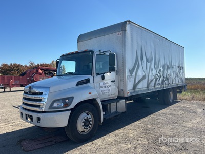 2020 Hino 268A 4x2 Van Truck