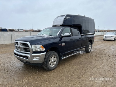 2014 Ram 2500 4x4 Crew Cab بيك اب