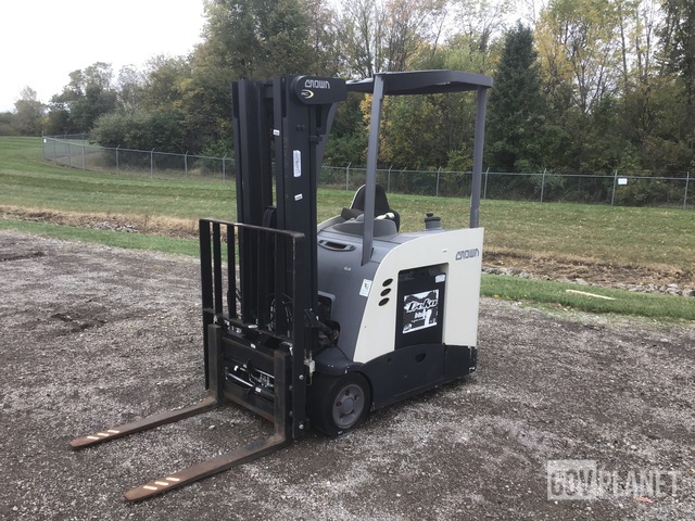 MONTACARGAS ELéCTRICO CROWN RC554040