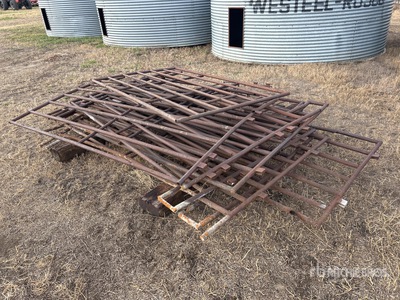 Quantity of 8 ft Livestock Panel