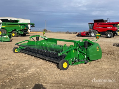 John Deere 615P Combine Pickup Header