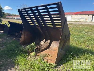 Pemberton 100 in Wheel Loader Bucket - Fits Cat 924H
