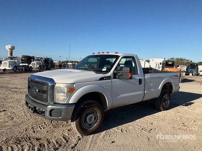 2015 Ford F-350 XL 4x4 Pickup