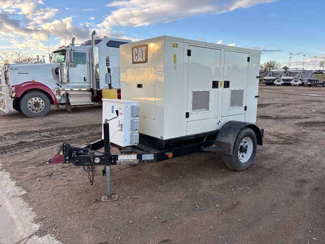 2013 Cat XQ30 30 kW Mobile Generator Set 2013 Cat XQ30 30 kW Mobile Generator Set