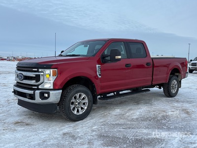 2022 Ford F-250 XLT 4x4 Crew Cab Pick Up