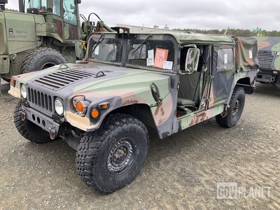 AM General M1097R1 HMMWV 4 Door Soft Top w/Truck Body