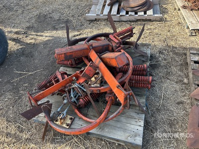 Quantity of Cultivator C-Shanks