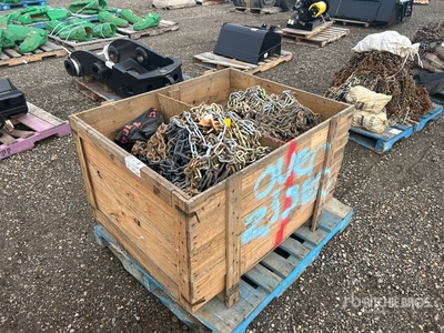 Quantity of Tire Chains Pièces diverses