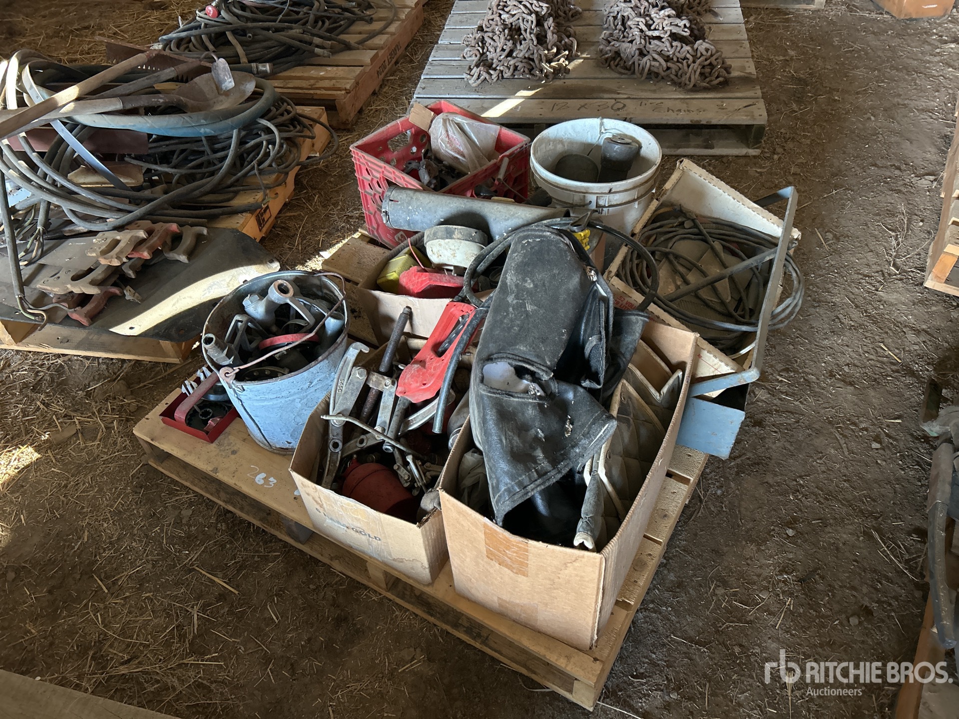 Gear Puller, Fuel Nozzle, Lights