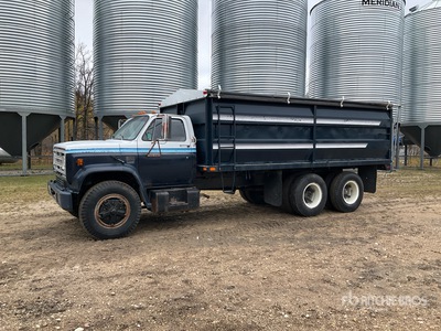 GMC 7000 6x4 Grain Truck