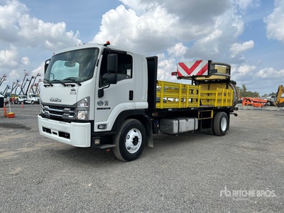 2018 Isuzu FTR 4x2 Camión atenuador