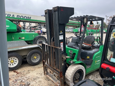 2018 Mitsubishi FG30N 4200 lb Pneumatic Tire Forklift (Inoperable)