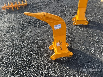 2025 GIYI 30 in Excavator Ripper - Fits Cat 307 (Unused)