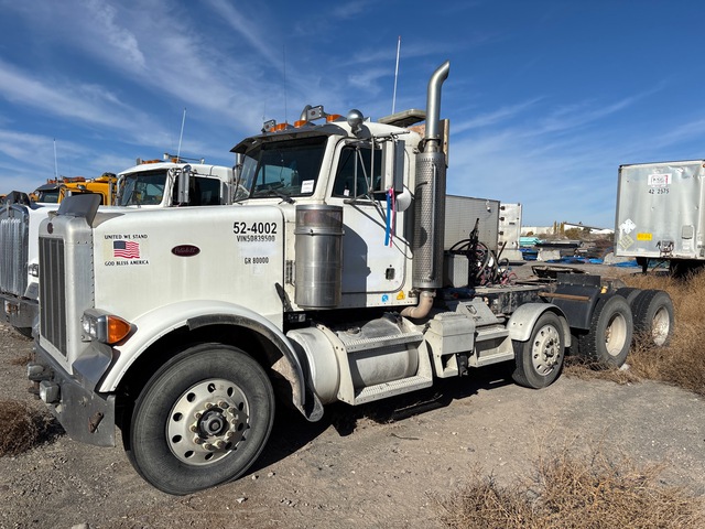 2005 Peterbilt 378 6x4 T/A Day Cab Truck Tractor