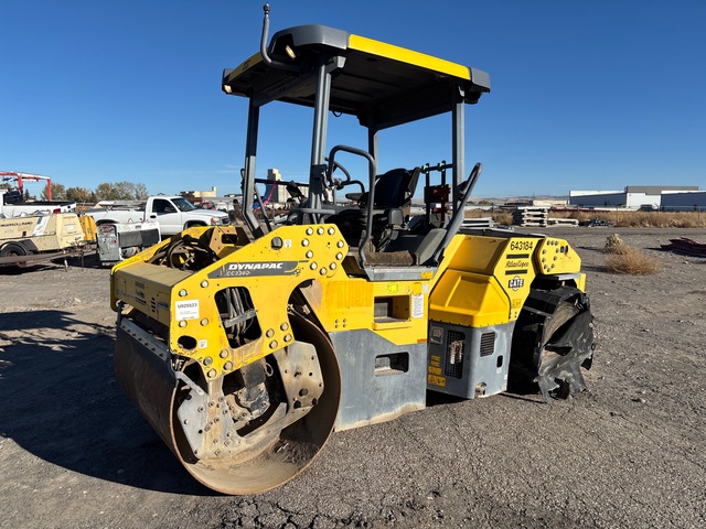 2015 Dynapac CC3300C Double Drum Roller 2015 Dynapac CC3300C Double Drum Roller