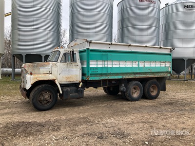 International F2010 6x4 Fleestar Grain Truck