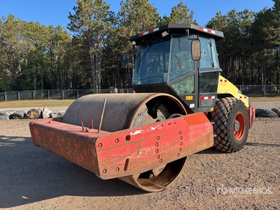2010 Dynapac CA602 Rullo vibrante ferro gomma