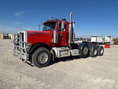 2006 Peterbilt 379 8x4 Tri/A Day Cab Truck Tractor