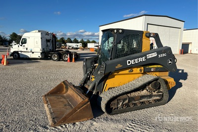 2017 John Deere 333G Two-Speed Compact Track Loader