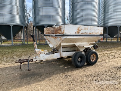 Mobility 502 50 ft T/A 5 Ton Fertilizer Spreader