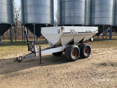 Wilmar S-800 50 ft T/A Fertilizer Spreader