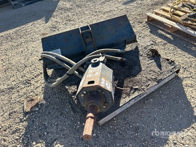 Bobcat 15C 9 in Skid Steer Auger