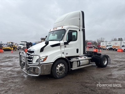 2020 Freightliner Cascadia 116 4x2 S/A Day Cab Truck Tractor