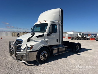 2020 Freightliner Cascadia 116 4x2 S/A Day Cab Truck Tractor