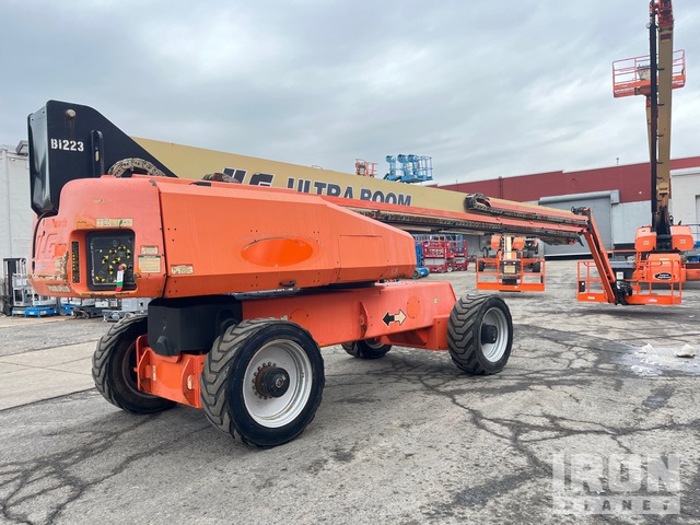 ELEVADOR TELESCóPICO 2014 JLG 4WD 1350SJP