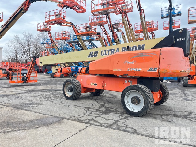ELEVADOR TELESCóPICO 2014 JLG 4WD 1350SJP