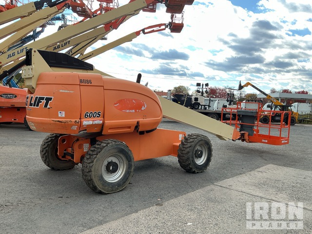 ELEVADOR TELESCóPICO 2006 JLG 4WD 600S