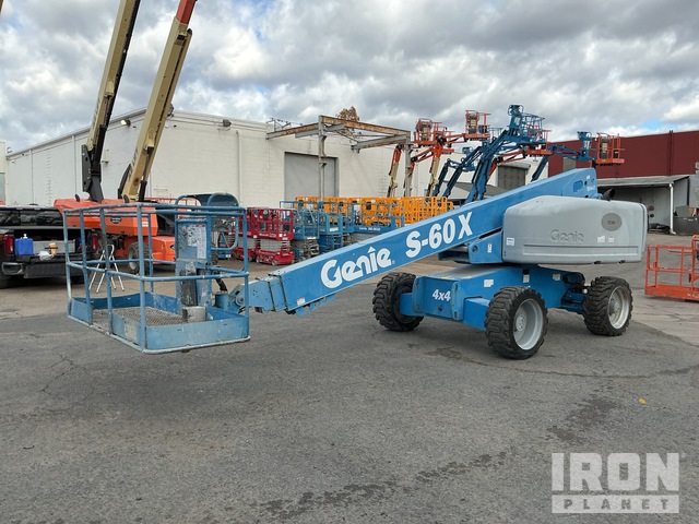 ELEVADOR TELESCóPICO 2013 GENIE 4WD S60X