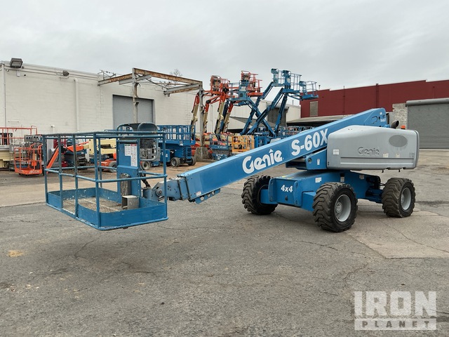 ELEVADOR TELESCóPICO 2012 GENIE 4WD S60X