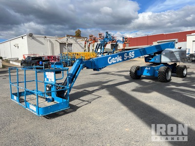 2014 (unverified) Genie S-85 4WD Diesel Telescopic Boom Lift