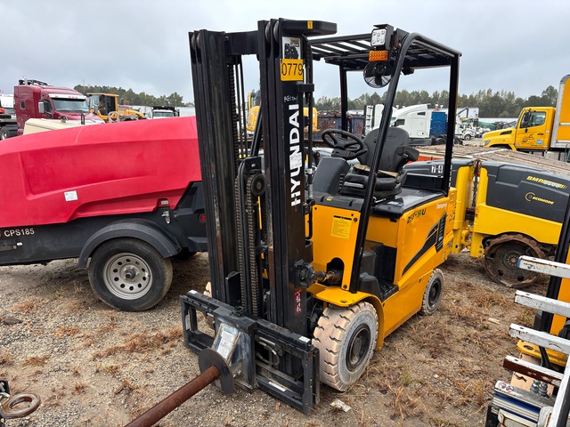 2021 Hyundai 25B-9U 4700 lb Electric Forklift 2021 Hyundai 25B-9U 4700 lb Electric Forklift
