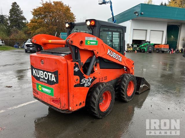 MINI CARGADOR SOBRE RUEDAS 2019 KUBOTA SSV65P