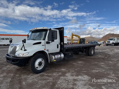 2020 International MV607 4x2 flat bed Camión Caja Abierta