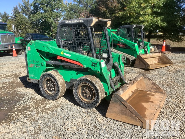 MINI CARGADOR SOBRE RUEDAS 2020 BOBCAT LOADER
