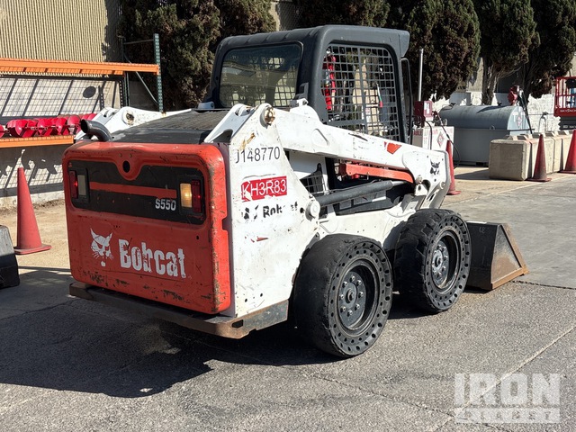 MINI CARGADOR SOBRE RUEDAS 2018 BOBCAT LOADER